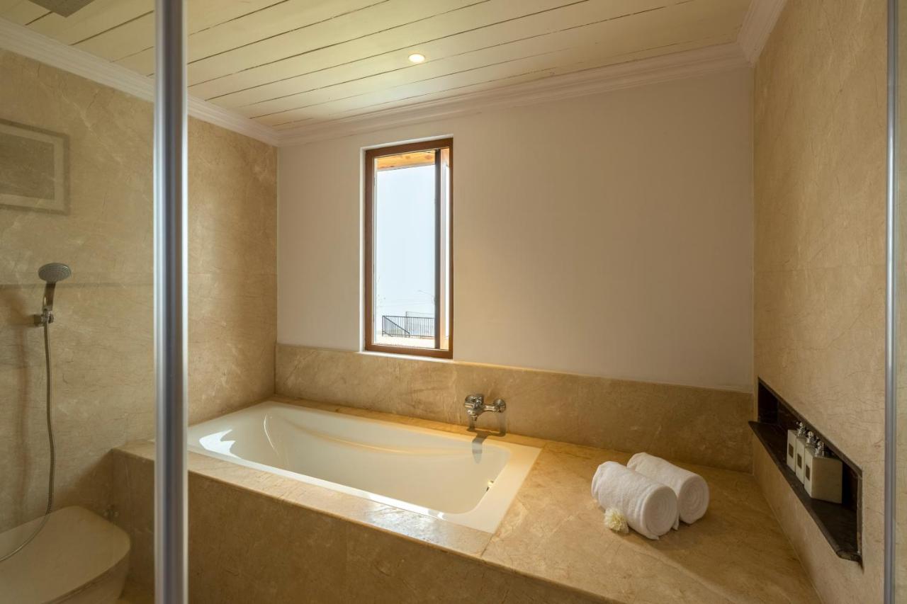 Ama Stays & Trails Puttabong Cottage, Darjeeling ダージリン エクステリア 写真