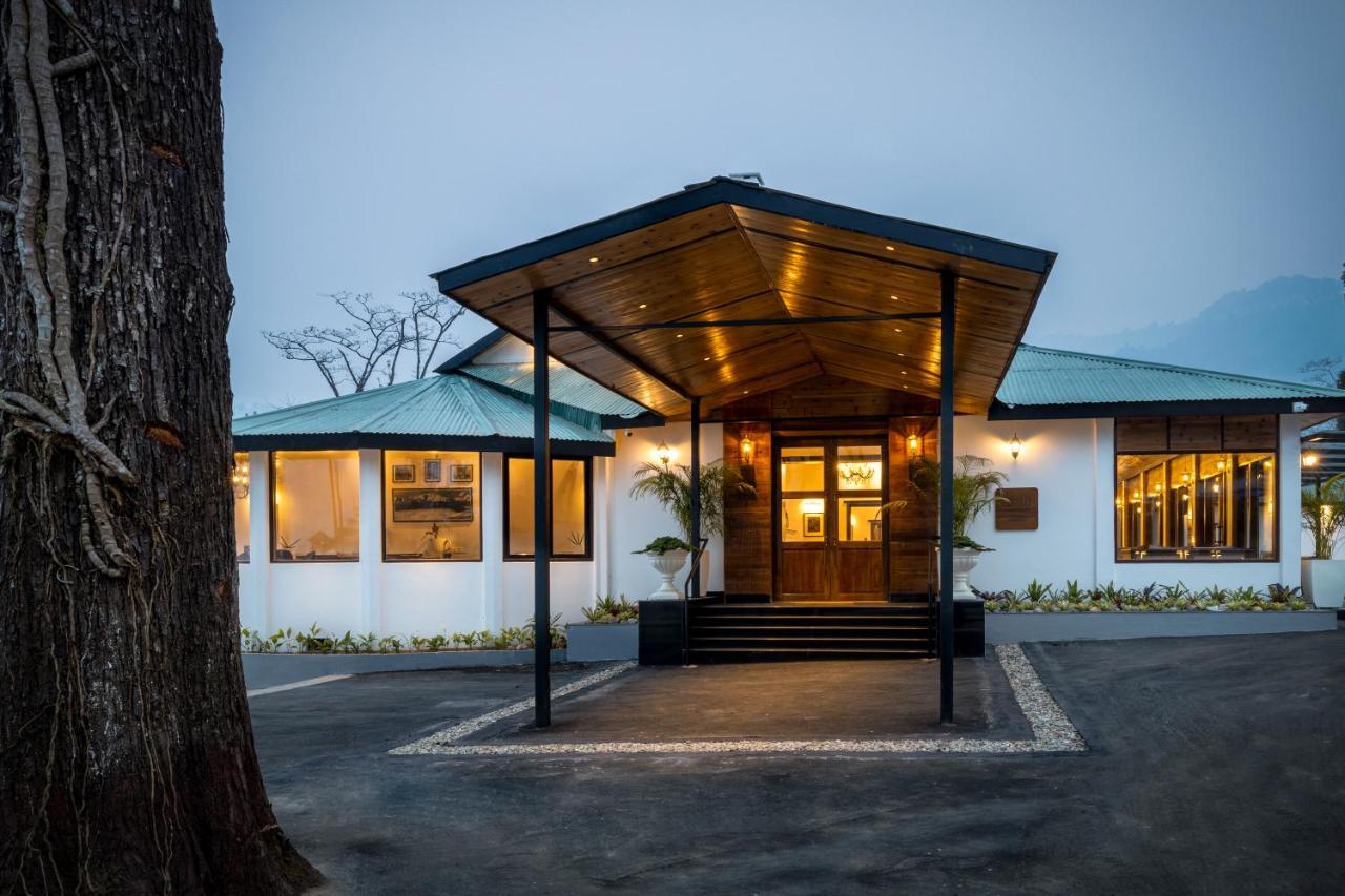 Ama Stays & Trails Puttabong Cottage, Darjeeling ダージリン エクステリア 写真