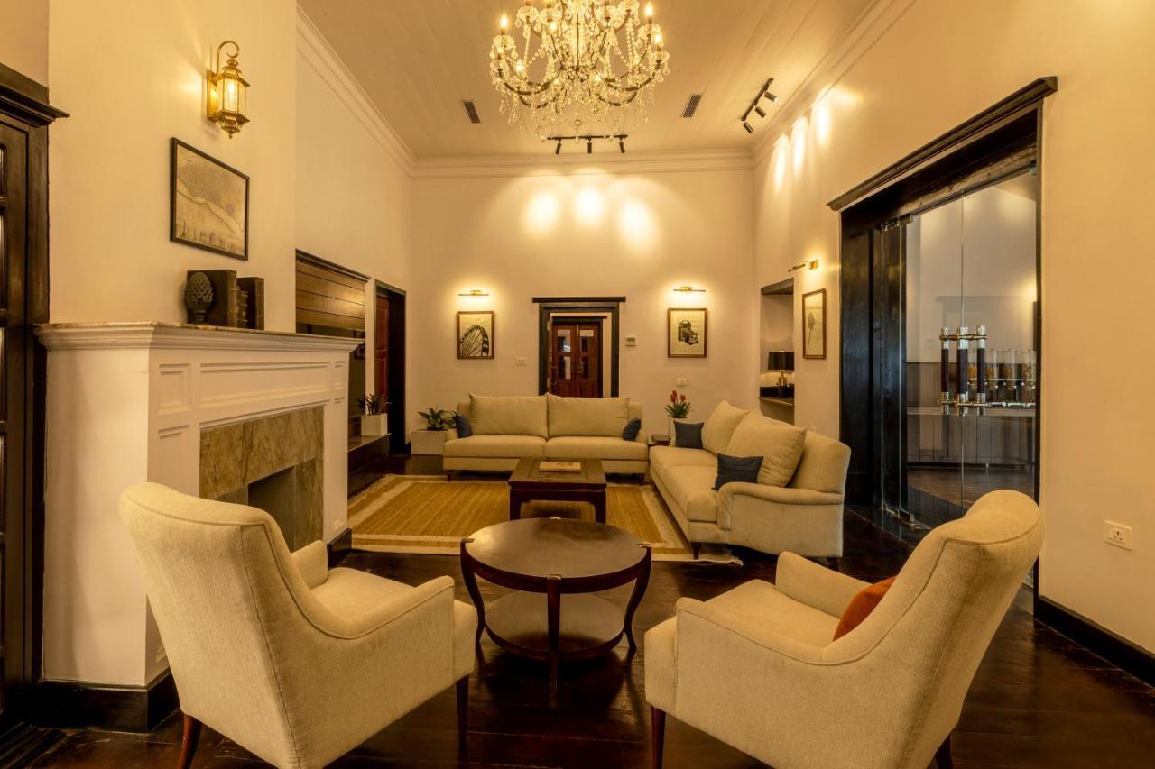 Ama Stays & Trails Puttabong Cottage, Darjeeling ダージリン エクステリア 写真